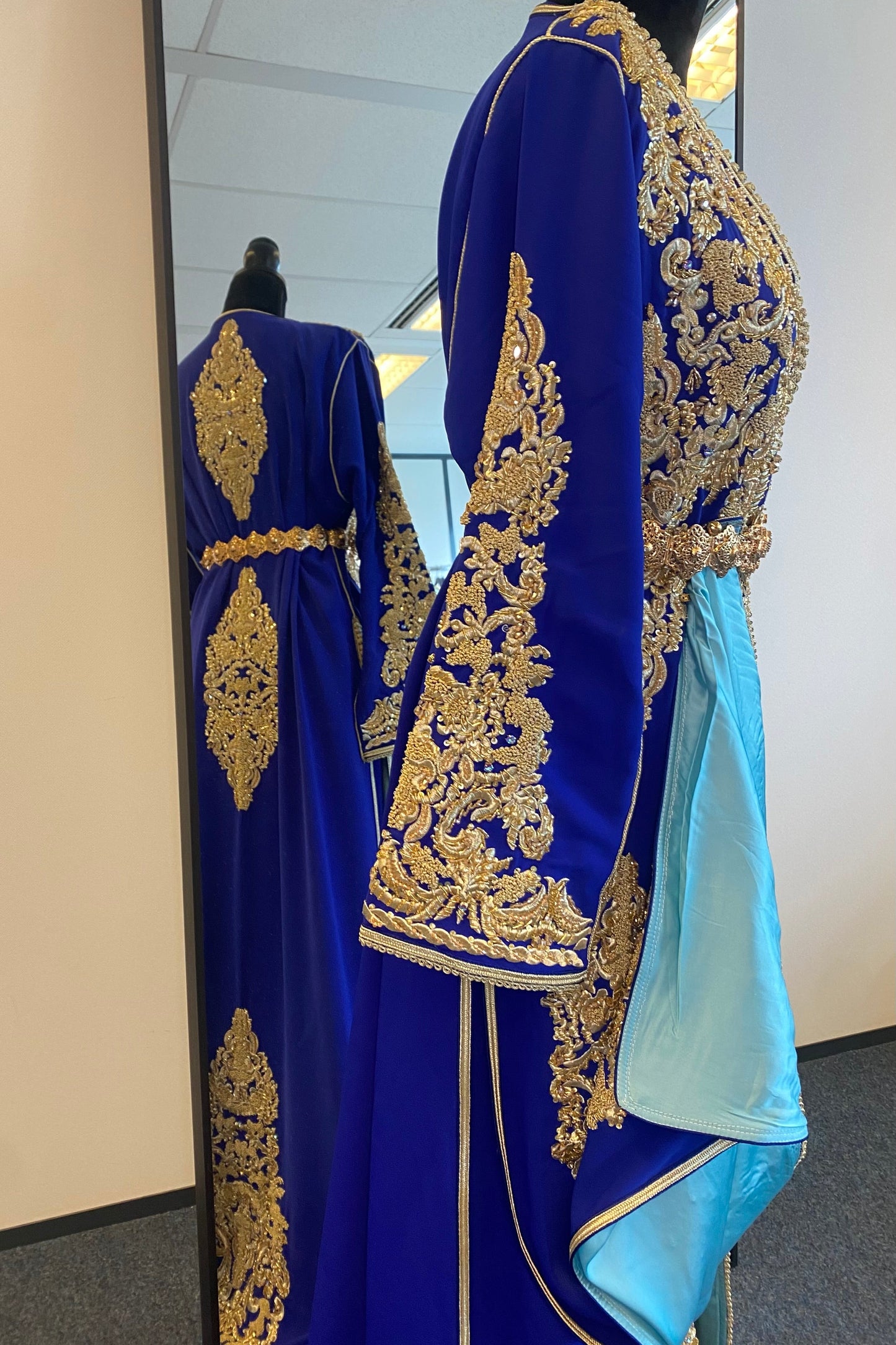 Takchita Royal Blue
