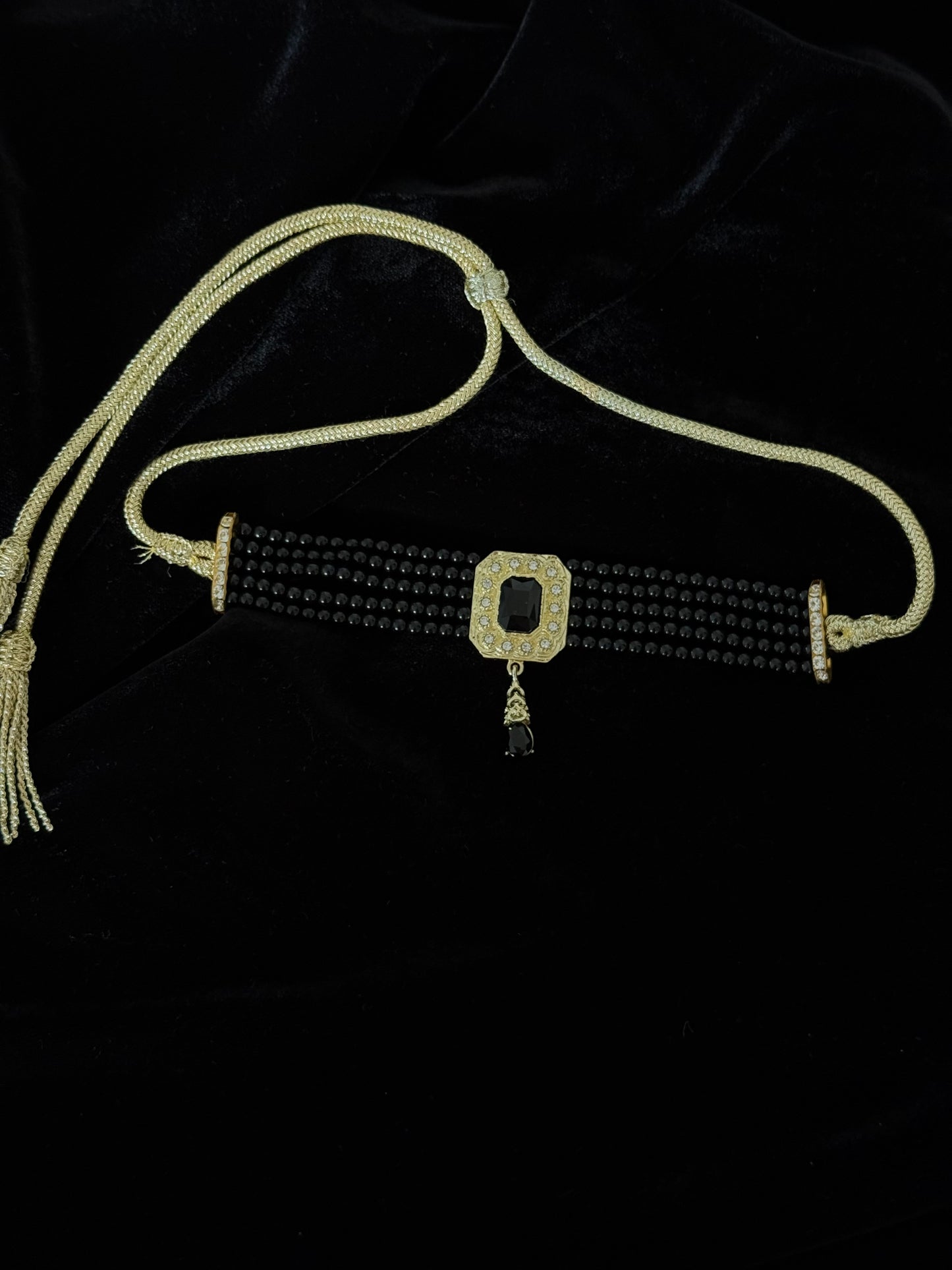 Traditional Pearl Choker